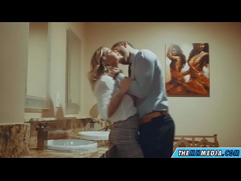 ❤️ Kiam belplena blondulo delogas vin en publika necesejo ❤❌ Rusia porno ĉe ni % eo.osagoassist.ru% ﹏